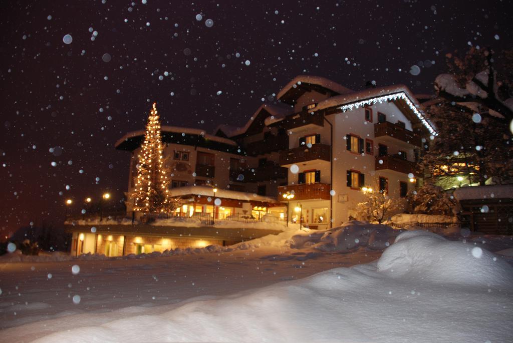 La Montanina Hotel In Val Di Non Malosco Eksteriør bilde